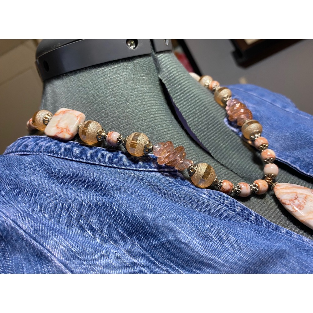 Boho Peach Marbled Stone Teardrop Pendant Beaded Statement Necklace Gold Tone - Picture 2 of 4